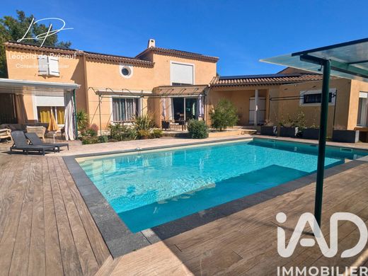 Villa in Bras, Var