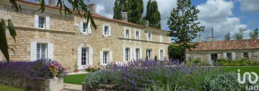 Villa à La Gripperie-Saint-Symphorien, Charente-Maritime