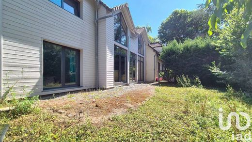 Villa in Villemer, Seine-et-Marne