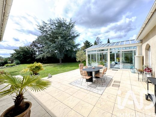 Willa w Verlinghem, North