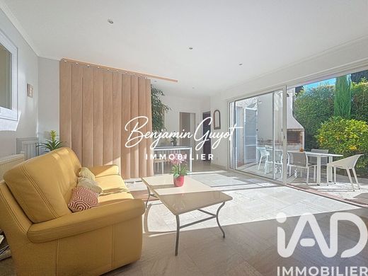 Villa in Cannes, Alpes-Maritimes