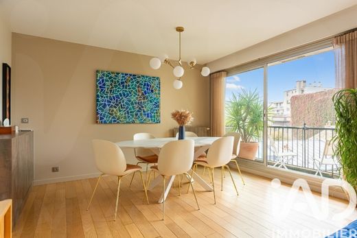 Квартира, La Muette, Auteuil, Porte Dauphine, Paris