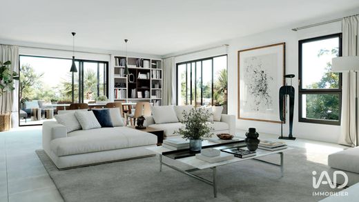 Apartment / Etagenwohnung in Marseille, Bouches-du-Rhône