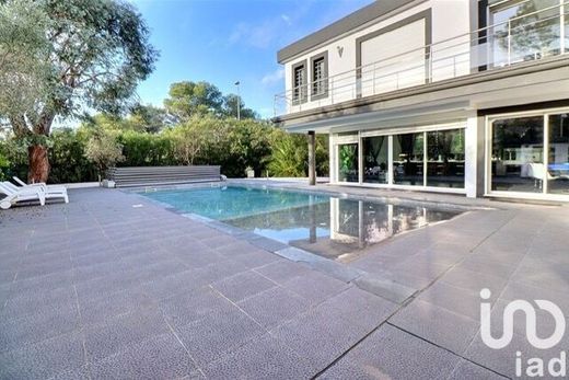 ‏וילה ב  Saint-Raphaël, Var