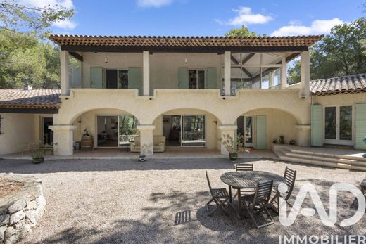 Willa w Ventabren, Bouches-du-Rhône