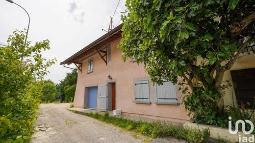 빌라 / Chênex, Haute-Savoie