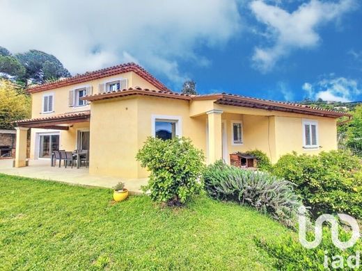 Villa in Tourrette-Levens, Alpes-Maritimes