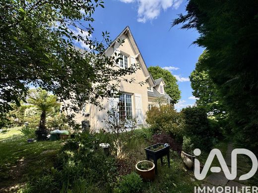 Villa in Verrières-le-Buisson, Essonne