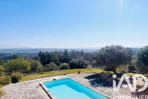 Villa in Roquefort-les-Pins, Alpes-Maritimes