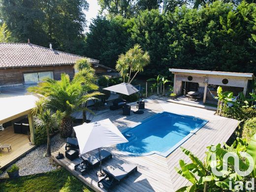 Villa a Angresse, Landes