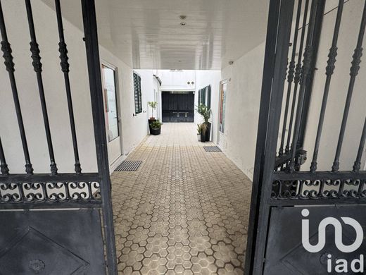 Complexes résidentiels à Saint-Palais, Pyrénées-Atlantiques