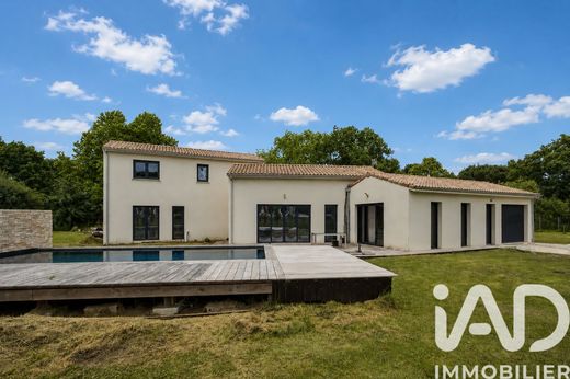 Villa Mérignac, Gironde