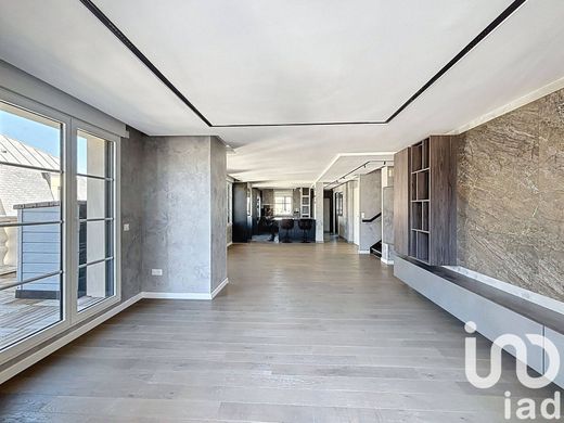 Clamart, Hauts-de-Seineのアパートメント