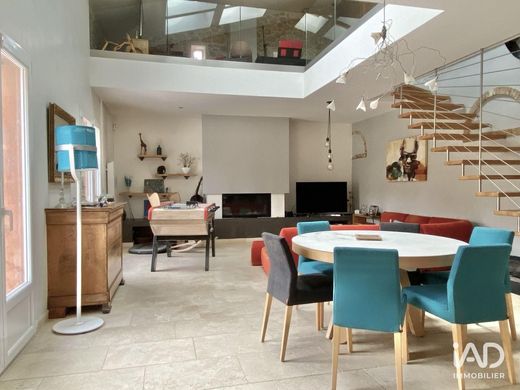 Villa in Aix-en-Provence, Bouches-du-Rhône