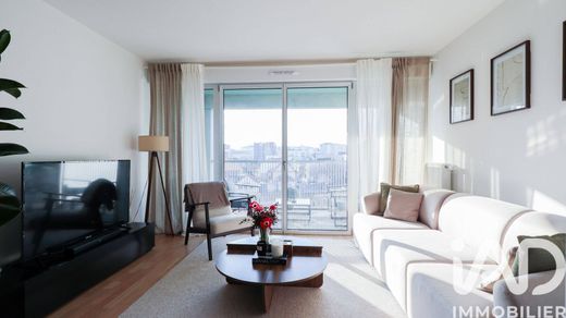 Apartment in Asnières-sur-Seine, Hauts-de-Seine
