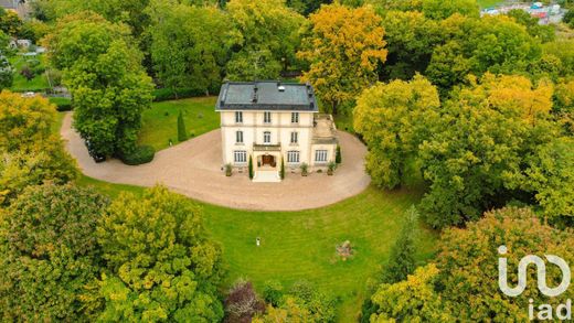Villa in Piennes, Meurthe et Moselle