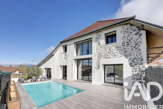 Вилла, Cuvat, Haute-Savoie