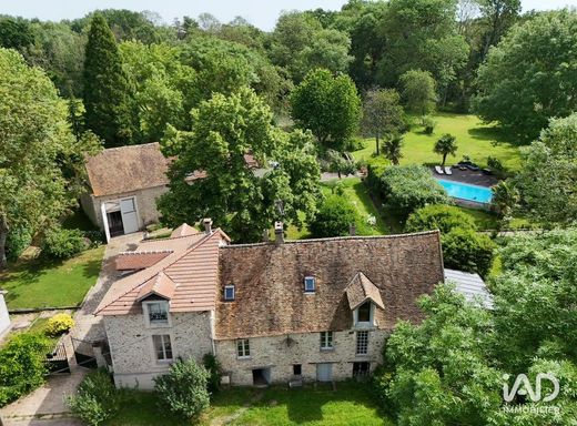 Villa in Montfort-l'Amaury, Yvelines