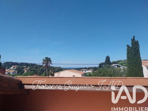 Villa in Sanary-sur-Mer, Var