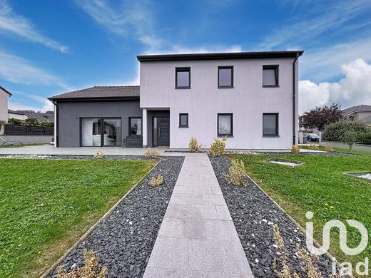 Villa en Kanfen, Mosela