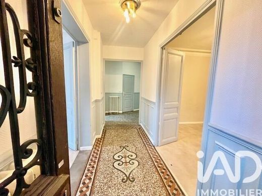 Вилла, Villeneuve-Saint-Georges, Val-de-Marne