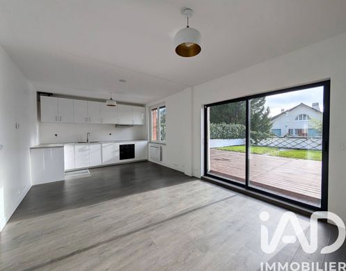 Villa in Clamart, Hauts-de-Seine