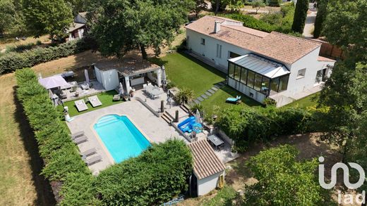 Villa in Bagnols-en-Forêt, Var