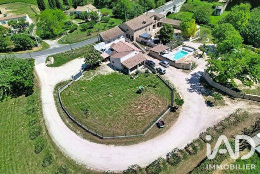 Villa en Saint-Paulet-de-Caisson, Gard