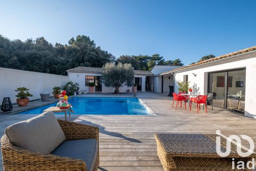 Villa in Rivedoux-Plage, Charente-Maritime