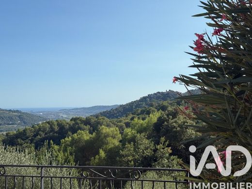 Вилла, Carros, Alpes-Maritimes