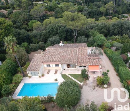 Βίλα σε Biot, Alpes-Maritimes