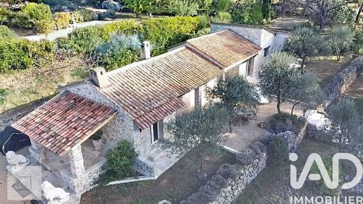 Villa in Bagnols-en-Forêt, Var