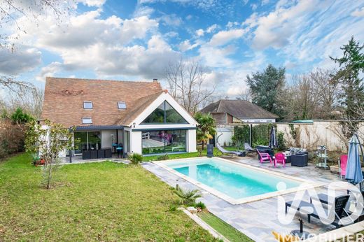 Villa in Barbizon, Seine-et-Marne