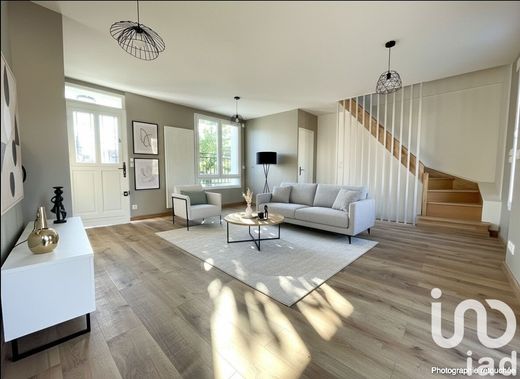 빌라 / Colombes, Hauts-de-Seine