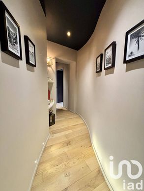 ﺷﻘﺔ ﻓﻲ Saint-Germain-en-Laye, Yvelines