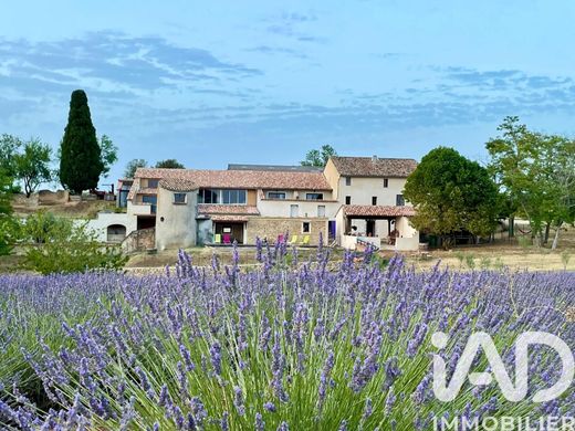 Villa in Valensole, Alpes-de-Haute-Provence