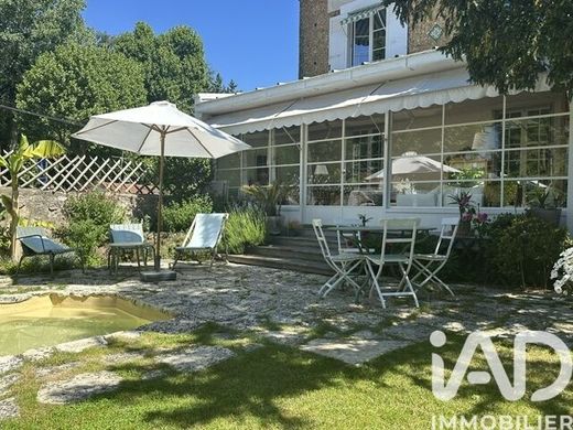 Villa in Vernouillet, Yvelines