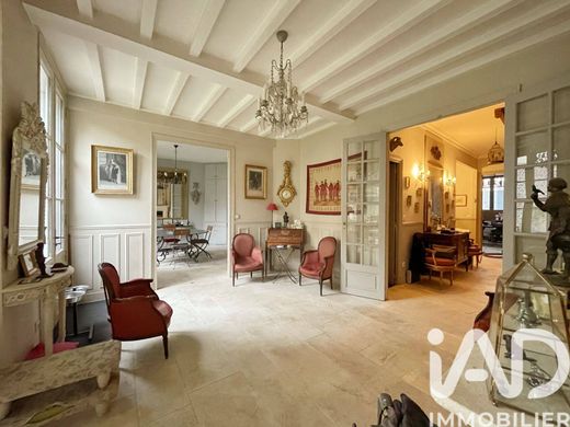 Villa in Compiègne, Oise