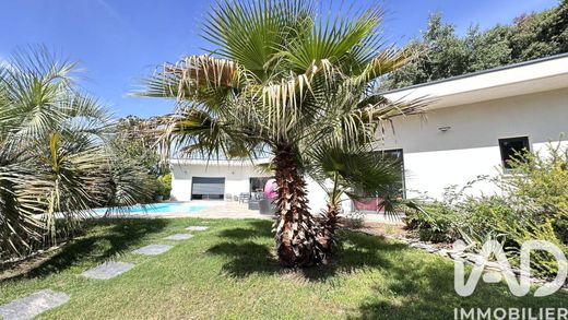 Villa in Aubais, Gard