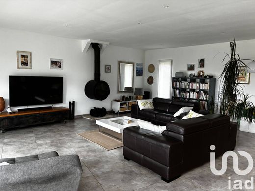 ﻓﻴﻼ ﻓﻲ Vernègues, Bouches-du-Rhône