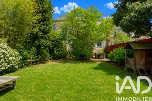 Villa en Soisy-sous-Montmorency, Valle de Oise