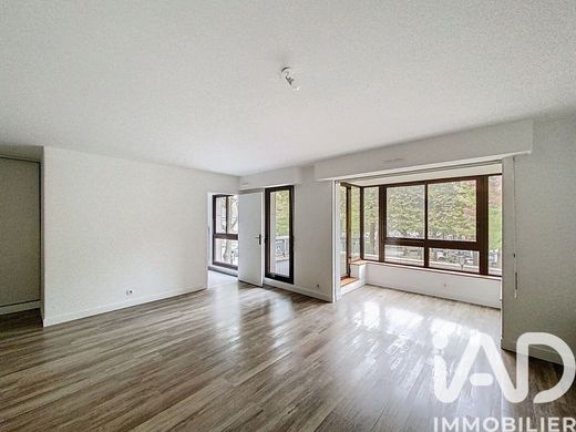 Apartment in Boulogne-Billancourt, Hauts-de-Seine