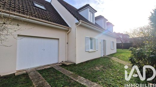 Villa en Maisons-Laffitte, Yvelines