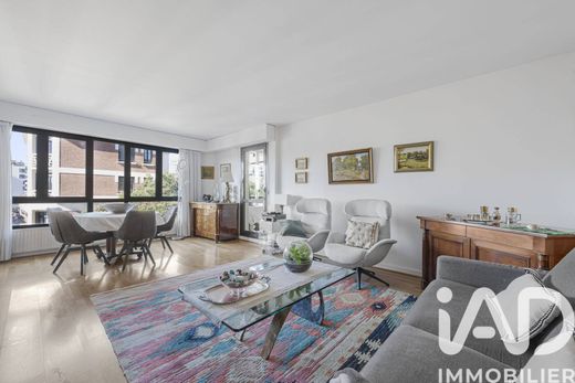 Appartement à Suresnes, Hauts-de-Seine