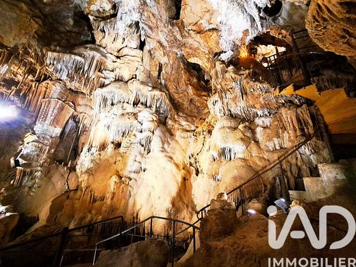 Villa in Saint-Remèze, Ardèche