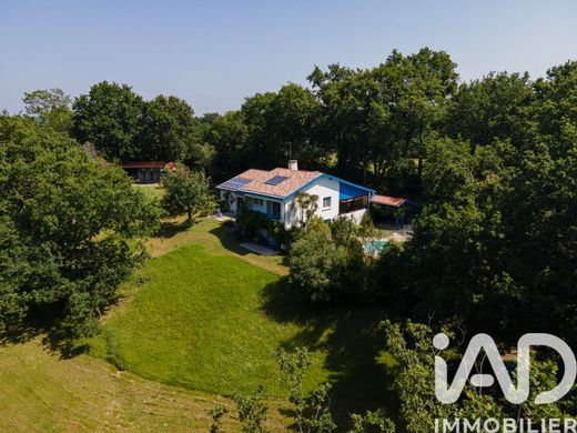 Villa Urcuit, Pyrénées-Atlantiques