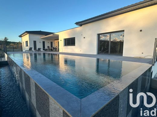 Вилла, Lachapelle-sous-Aubenas, Ardèche