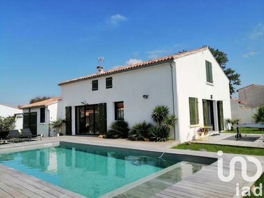 La Couarde-sur-Mer, Charente-Maritimeのヴィラ