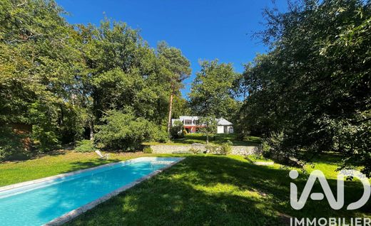 Villa in Nanteau-sur-Essonne, Seine-et-Marne