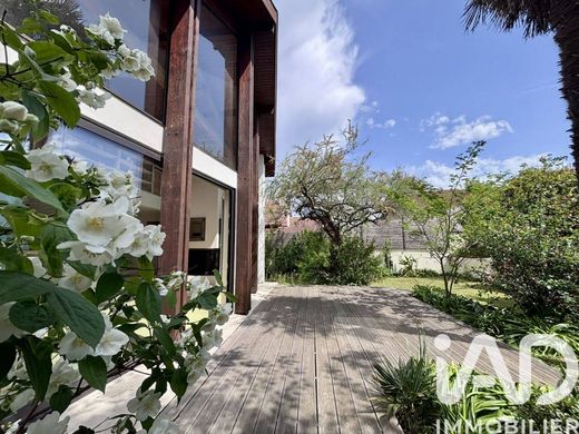 Villa in Biarritz, Pyrénées-Atlantiques